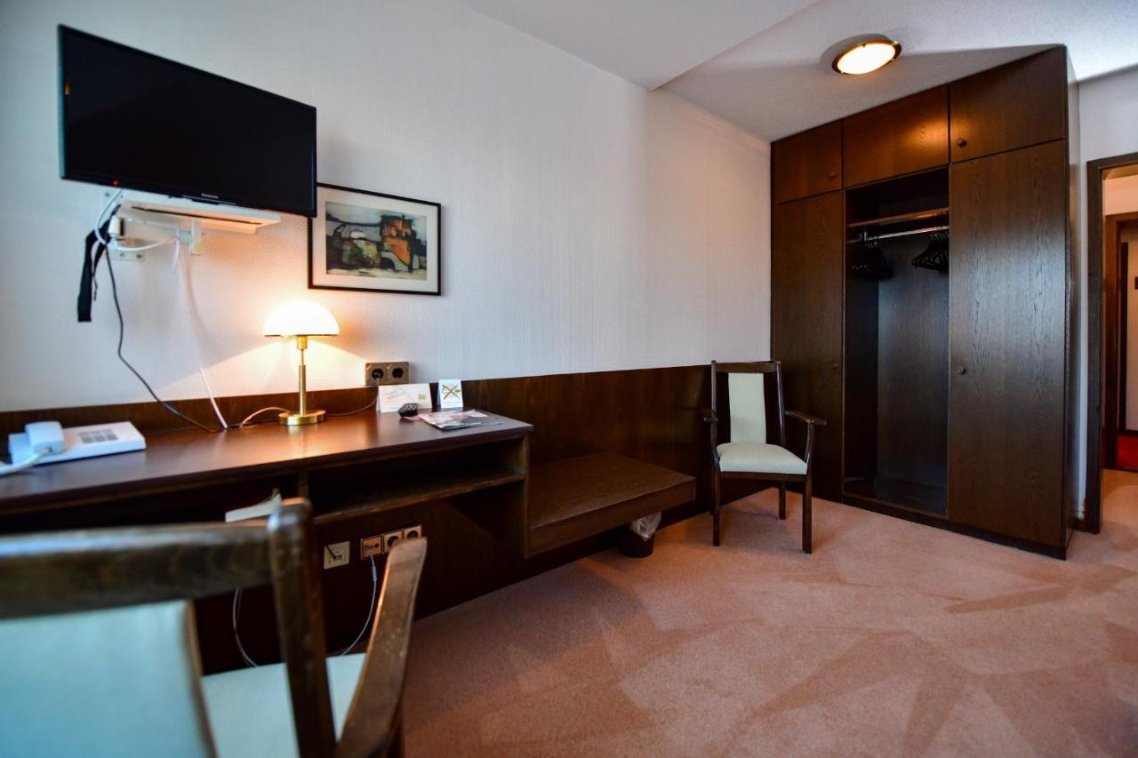 Hotel Zur Post Balve Екстериор снимка